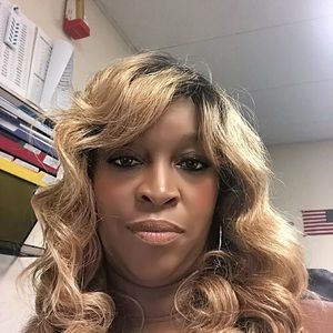 Meet your Posher, Rhonada